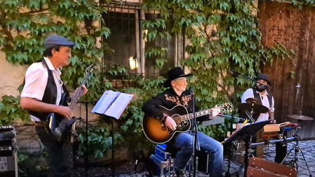 Externer Link zum Video auf YouTube: https://youtu.be/IE5sAAXlNCA